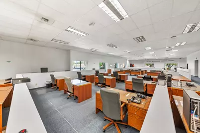 2090 Commerce Drive, Medford, OR 97504 - Photo 15