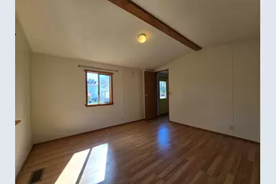 63930 N Hwy 97 #42, Bend, OR 97701 - Photo 15