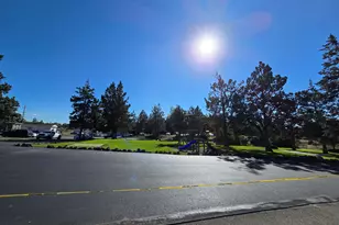 63930 N Hwy 97, Bend, OR 97701 - Photo 21