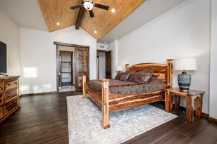 56673 Glowstone Loop, Bend, OR 97707 - Photo 23