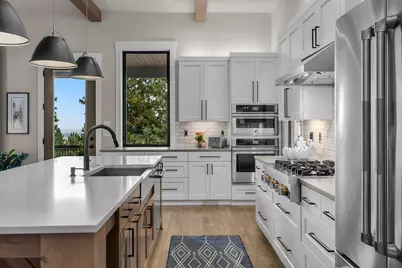 3082 NW Hidden Ridge Drive, Bend, OR 97703 - Photo 7