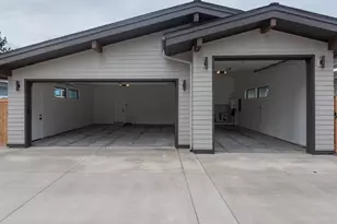 2996 NW Polarstar Ct, Bend, OR 97703 - Photo 47