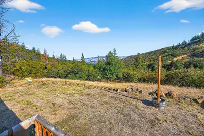 4492 Old Highway 99 S, Ashland, OR 97520 - Photo 9