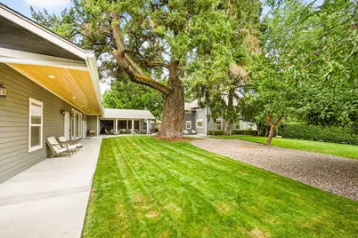 111 Cedar Street, Rogue River, OR 97537 - Photo 5