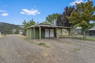 19369 US-26, Mitchell, OR 97750 - Photo 17