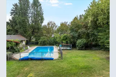 3307 Freeland Road, Central Point, OR 97502 - Photo 31