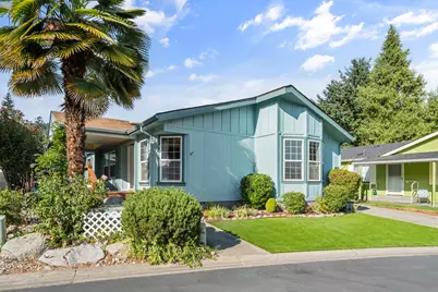 208 NW Creekside Drive, Grants Pass, OR 97526 - Photo 1