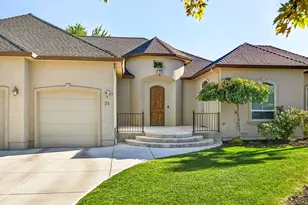 24 Blackstone Ct, Eagle Point, OR 97524 - Photo 5