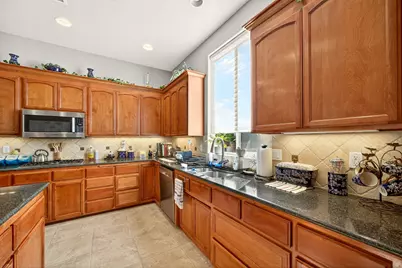 24 Blackstone Court, Eagle Point, OR 97524 - Photo 39