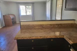 11427 Blackwell Rd, Central Point, OR 97502 - Photo 3