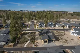 3337 NW Leavitt Ln, Bend, OR 97703 - Photo 5