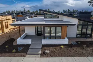 3337 NW Leavitt Ln, Bend, OR 97703 - Photo 5