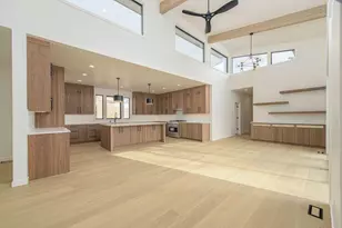 3337 NW Leavitt Ln, Bend, OR 97703 - Photo 13