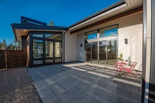 3337 NW Leavitt Ln, Bend, OR 97703 - Photo 15