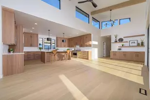 3337 NW Leavitt Ln, Bend, OR 97703 - Photo 13