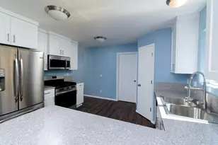 1407 NE Talon Ct, Bend, OR 97701 - Photo 5