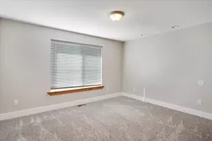 5391 NW Frank Wy, Redmond, OR 97756 - Photo 15