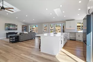 5391 NW Frank Wy, Redmond, OR 97756 - Photo 9