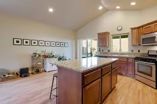 61194 Geary Dr, Bend, OR 97702 - Photo 17