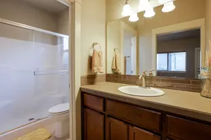 61194 Geary Dr, Bend, OR 97702 - Photo 23