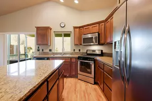 61194 Geary Dr, Bend, OR 97702 - Photo 19