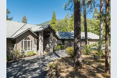 2550 Granite Hill Road, Grants Pass, OR 97526 - Photo 59