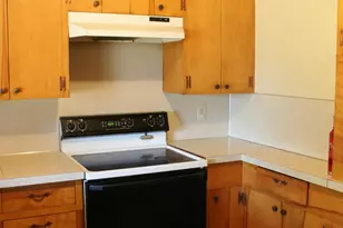 615 SE Reed Market Rd, Bend, OR 97702 - Photo 9