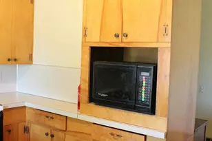 615 SE Reed Market Rd, Bend, OR 97702 - Photo 11