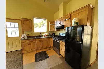 16240 Lost Coyote Lane, Mitchell, OR 97750 - Photo 13