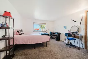 246 SE 6th St, Redmond, OR 97756 - Photo 27