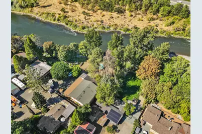 [Address not provided], Grants Pass, OR 97527 - Photo 37