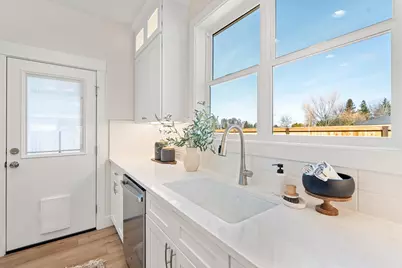 3145 Monaco Court, Medford, OR 97504 - Photo 11