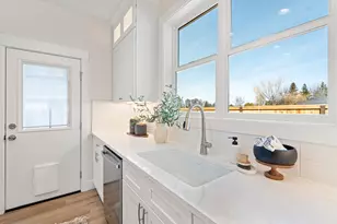 3145 Monaco Ct, Medford, OR 97504 - Photo 11