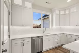 3145 Monaco Ct, Medford, OR 97504 - Photo 9