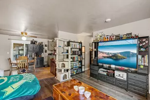 710 SE 12th St, Grants Pass, OR 97526 - Photo 5