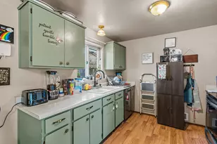 710 SE 12th St, Grants Pass, OR 97526 - Photo 13