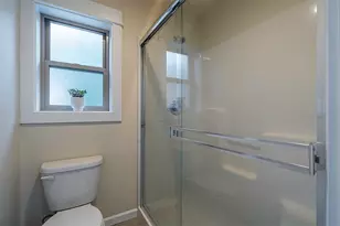 3860 Creek View Dr, Medford, OR 97504 - Photo 31