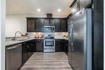 3860 Creek View Drive, Medford, OR 97504 - Photo 11