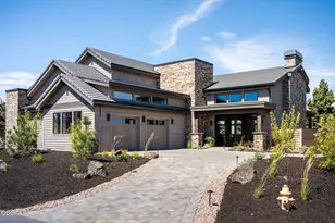 22936 Ghost Tree Ln, Bend, OR 97701 - Photo 1