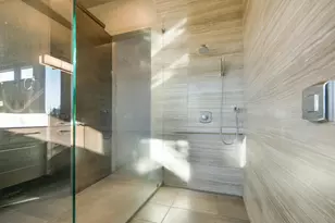 61785 Hosmer Lake Dr, Bend, OR 97702 - Photo 25