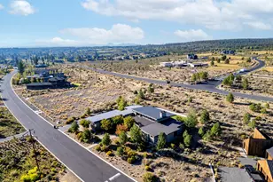 61785 Hosmer Lake Dr, Bend, OR 97702 - Photo 51