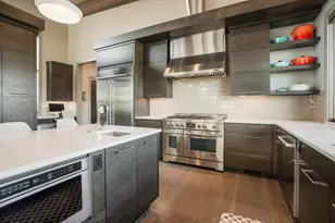 61785 Hosmer Lake Dr, Bend, OR 97702 - Photo 15