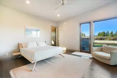 61785 Hosmer Lake Drive, Bend, OR 97702 - Photo 21