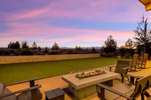 61785 Hosmer Lake Dr, Bend, OR 97702 - Photo 41