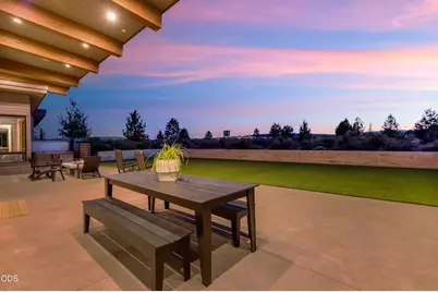 61785 Hosmer Lake Drive, Bend, OR 97702 - Photo 37
