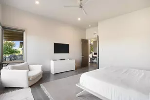 61785 Hosmer Lake Dr, Bend, OR 97702 - Photo 21