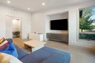 61785 Hosmer Lake Dr, Bend, OR 97702 - Photo 37