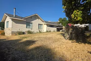 614 Staats Ave, Maupin, OR 97037 - Photo 3