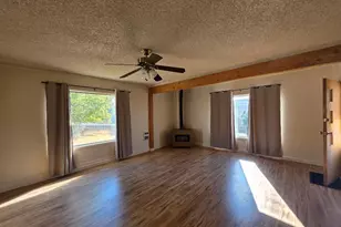 614 Staats Ave, Maupin, OR 97037 - Photo 9