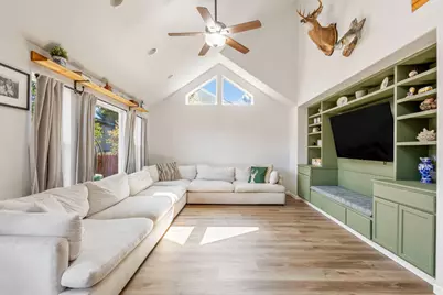 2293 NE Lynda Lane, Bend, OR 97701 - Photo 5